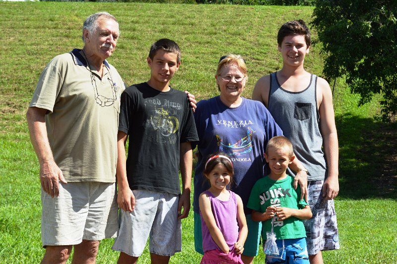 DSC_0021.JPG - Family photo