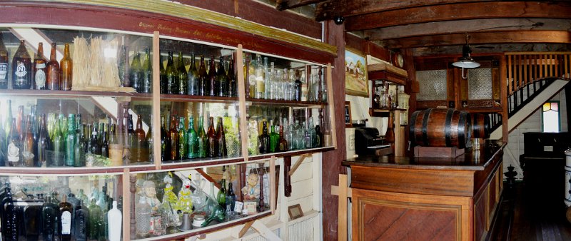23HerbertonPan02.JPG - Herberton Historic Village - Tin Pannikin Pub