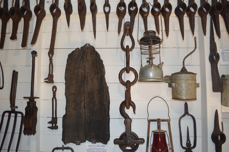 DSC_0065.JPG - Herberton Historic Village - museum items in the Herberton State School building