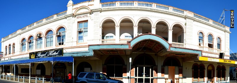 29MbrghPan02.JPG - Maryborough - Royal Hotel