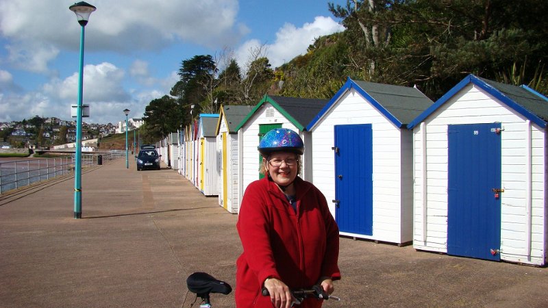 DSC01777.JPG - Paignton beach huts