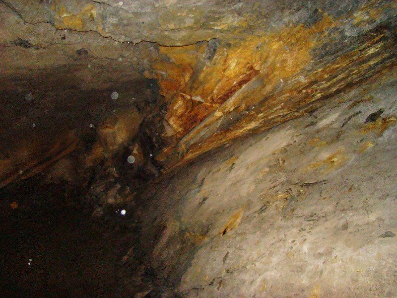 DSC02668.JPG - Underground