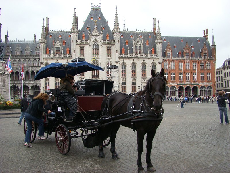 DSC03278.JPG - Brugge town square
